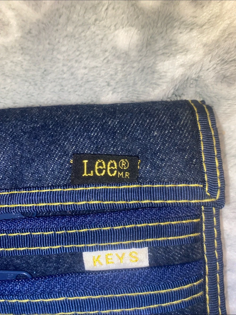 Lee multi pocket wallet new without tags
